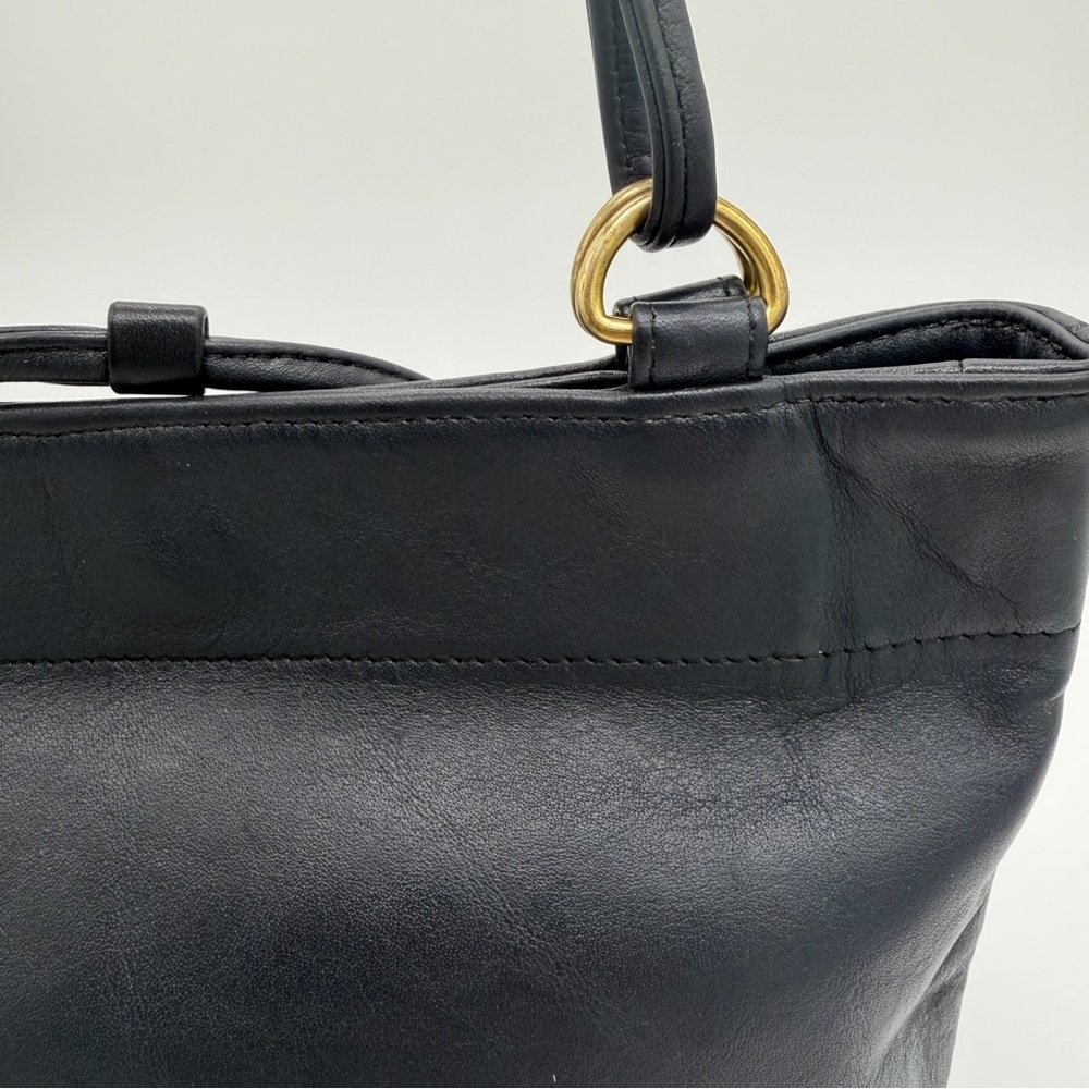 RARE Vintage COACH #4124 “Mini Dixon” Navy Leather Crossbody - Picture 5 of 14